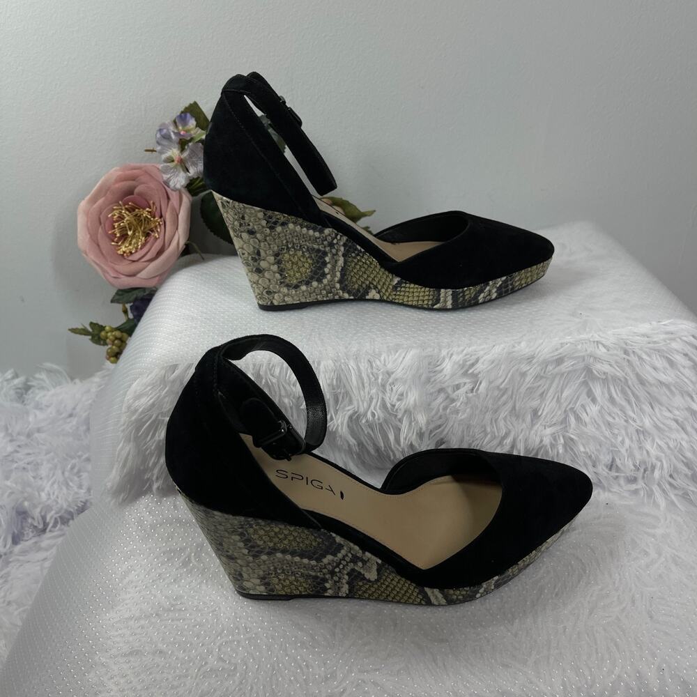 Via Spiga Pump Womens 8M Black Snake Skin Almond Toe Ankle Strap Minimalist Glam